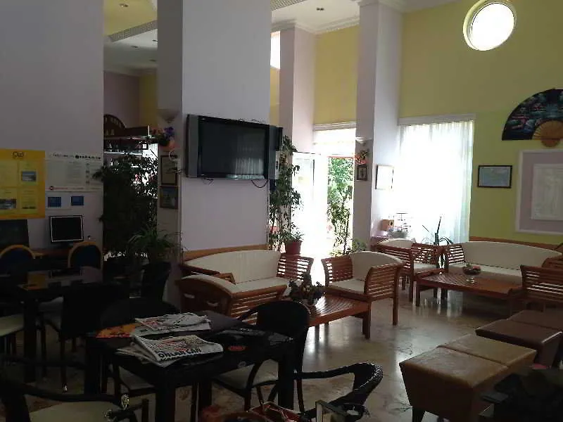 Golden Moon Apart Hotel Кушадасы 2*,